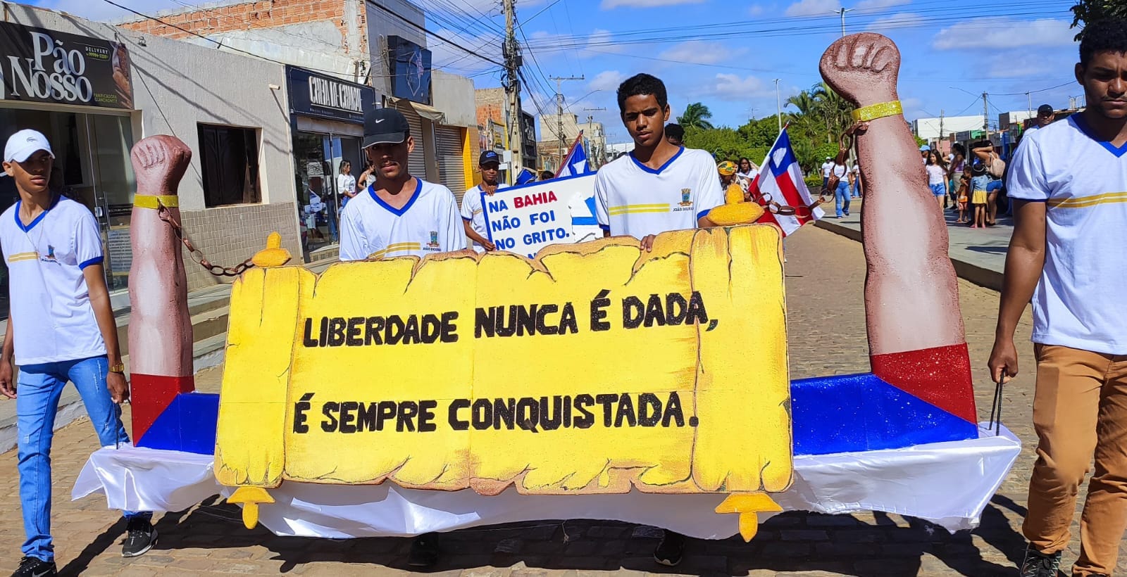 João Dourado:Bicentenário da Independência! Reviva a emoção e o patriotismo