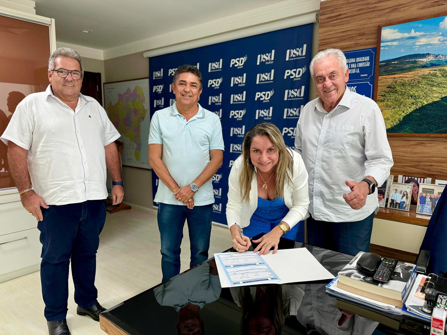 Acolhida pelo senador Otto Alencar, Aidinha se filia ao PSD